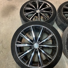 アルファードに