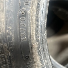 ダンロップ225／60R17 ローテーション 溝80% 20年