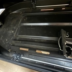 RV inno 両開きルーフボックスキズあり