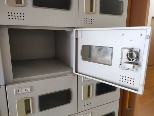 送料無料】 シューズボックス・靴箱・下駄箱 スチール製 6列4段24人用 