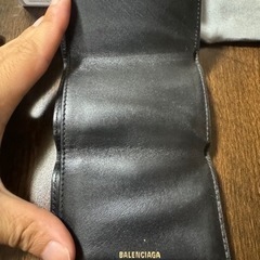 バレンシアガ三つ折り財布