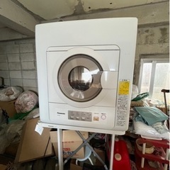 Panasonic 2024年製 電気衣類乾燥機