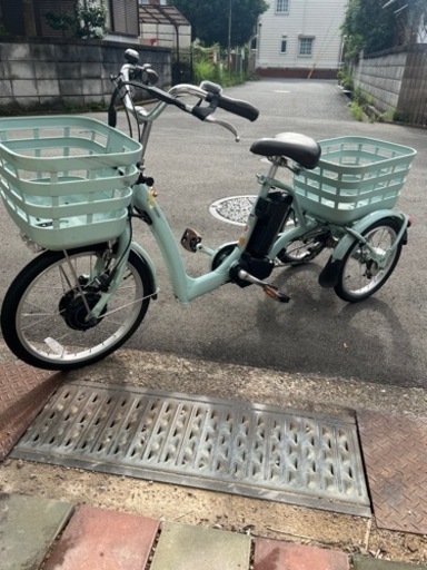 電動アシスト三輪　電動自転車　ブリヂストン