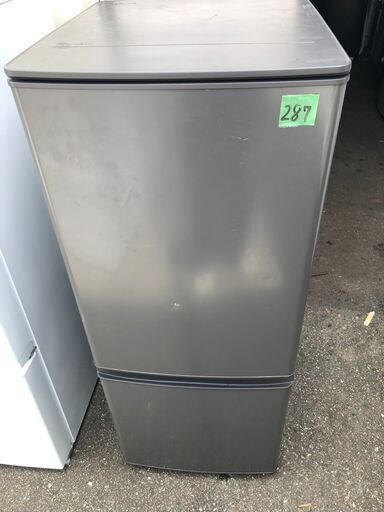 NO 287 北九州市内配送設置無料✨2020年冷蔵庫 Pシリーズ マットチャコール MR-P15F-H [2ドア /右開きタイプ /146L] [冷凍室 46L]