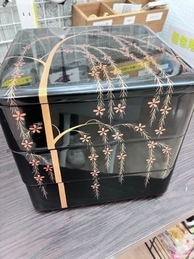 ️輪島塗️三段御重️女蒔絵柳桜️木箱付き️工芸品️漆芸️No.528※現金、クレジット、スマホ決済対応※