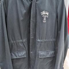 stussy ステューシー　ワールドツアー　フーデッドコート　Mサイズ　コットン　黒　フロントジップ　スナップボタン　状態良好