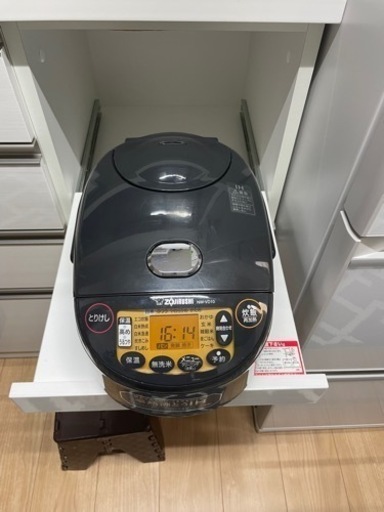 (美品)ZOJIRUSHI 炊飯器