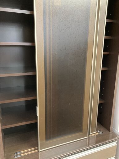 戸田店】松田家具の食器戸棚のご紹介 | 大川家具(Oh!kawa)の