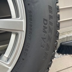 キャンセルの為、再募集【早め希望】17インチスタッドレス ブリザックDM-V3