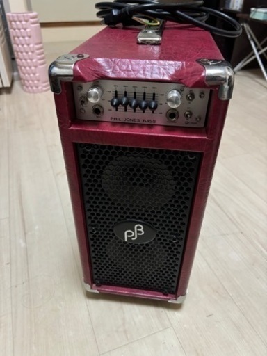 ベースアンプ　PJB バッテリー入り