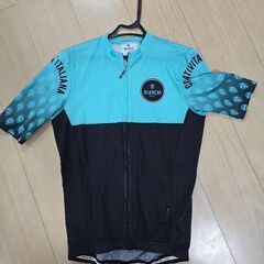 ロードバイクのジャージを売ります