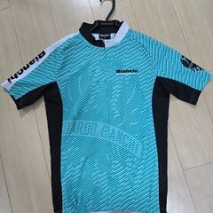 ロードバイクのジャージを売ります