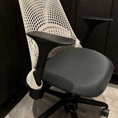 セイルチェアー　バーマンミラー