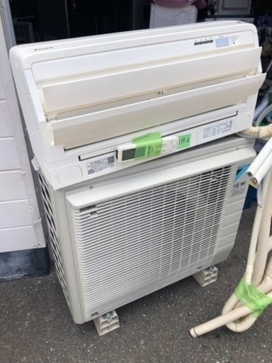 配送取付工事込み金額自動清掃　空気清掃  エアコン S28VTRXS-W [おもに10畳用/100V] 独自の無給水加湿技術を備えた、「RXシリーズ」の2018年モデル「うるさら
