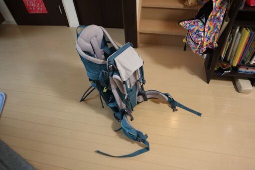 【Deuter】 ベビーキャリア　ママ　女性　登山　ハイキング