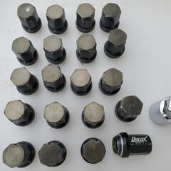 215/70R16ヨコハマスタッドレスタイヤとGspeedホイール4本とおまけ