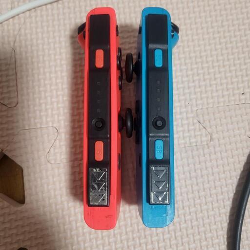 Nintendo Switch ネオンブルー・レッド 本体 / 外箱付属品 Nintendo