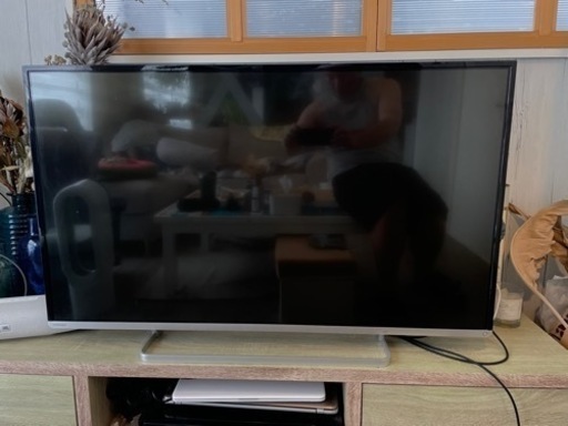 東芝　REGZA 42型　42J8