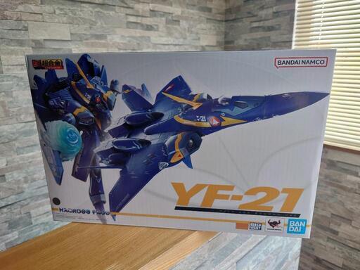 新品未開封！DX超合金マクロスプラス　YF-21 ガルド 新品！未開封！！