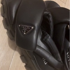 PRADA　サンダル