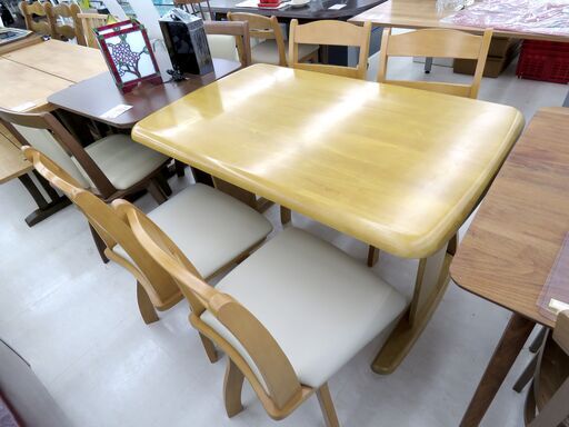 北海道 千歳市/恵庭市 近郊配送 ニトリ ダイニングセット VIEW120LBR チェア×4/回転タイプ 店頭でのお受渡し大歓迎