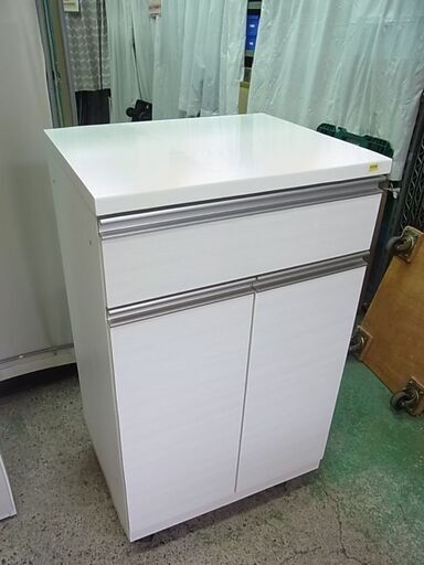 NITORI　ニトリ　キッチンカウンター　ラピス60　スノーウッド　ハイカウンター　キッチン収納