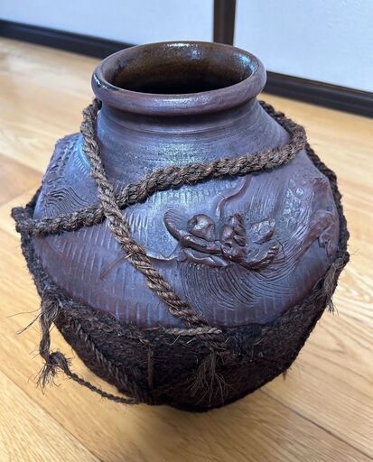 泡盛が入っていた陶器