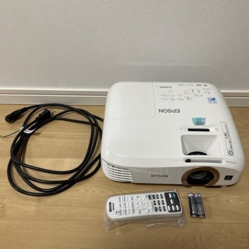 プロジェクター(EH-TW5350)\u0026スクリーン