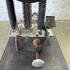 makita】 マキタ チェーンノミ 100V 7100B 建築 現場 工具 マキタ工具