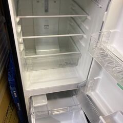 ☆中古￥11,800！Hisense　150㍑2ドア冷蔵庫　家電　2021年製　HR-D15CB型　幅48㎝ｘ奥行60㎝ｘ高さ123㎝　【BG132】