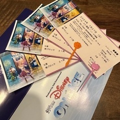 [取引中]7／27ディズニーオンアイス　4枚1組