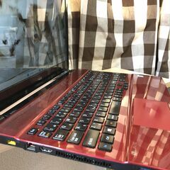 ?NEC・A品・超高速i7第7・お洒落レッド・爆速新品SSD256GB！Webｶﾒﾗ