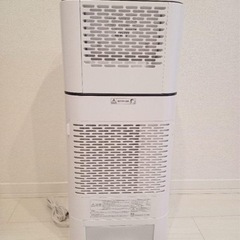 アイリスオーヤマ　2021年製　衣類乾燥除湿機　サーキュレーター