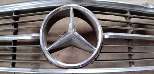 MB-107SL-グリルセンターマーク販売 Mercedes 107 126 Ch. Hood Emblem 