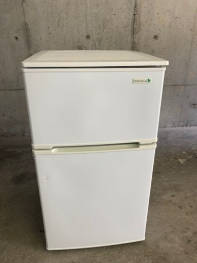 配送、設置可能　2019年　90L 冷蔵庫