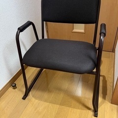 ほぼ新品　②立ち座りがしやすい高座椅子　その②