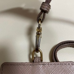 PRADA社員証入れ