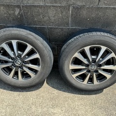 トヨタエスクワイア　純正タイヤとホイール 四本セット
