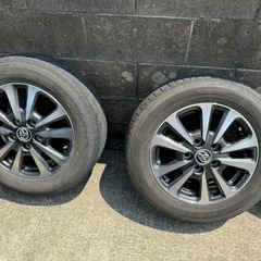 トヨタエスクワイア　純正タイヤとホイール 四本セット
