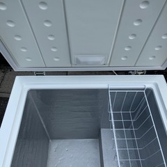 美品2020年製アイリスオーヤマ142L冷凍庫【ICSD-14A】上開き 