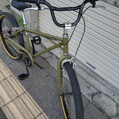 Welby[ウエルビー]backpacker(バックパッカー)24吋 BMXタイプのクルーザー シングル/マットオリーブ