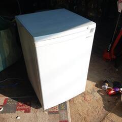 ★バリバリ凍ります★美品★SHARP　縦型冷凍庫　４段　FJ-HS9X ２０１７年