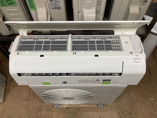 K05458　中古エアコン コロナ 2022年製 主に6畳用 冷房能力 2.2KW / 暖房能力 2.2KW