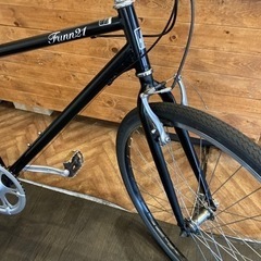 【後輪タイヤ・後輪チューブ新品！】6段変速　26インチクロスバイク　マットブラック