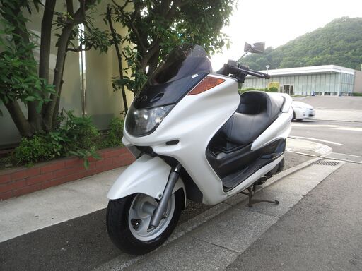 ヤマハ　マジェスティ250　実働中古車　3連連メーター　タイヤ前後バリ山　バッテリー新品交換済み　オイル交換済み　書類有り