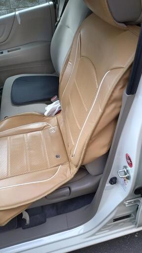 車用冷暖房 バイブレーション付きシートクッション