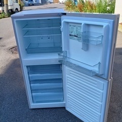 アース万代店　冷凍庫4段引き出し！ TWINBIRD ノンフロン冷蔵庫 KHR-EJ15 2ドア冷凍冷蔵庫 