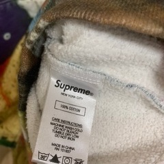 シュプリームパーカー 売ります