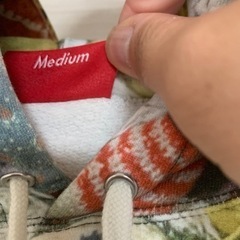 シュプリームパーカー 売ります