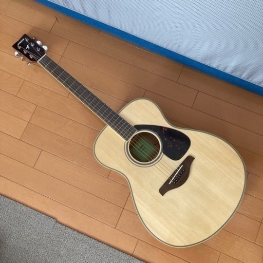 ヤマハ　ギター　FS820